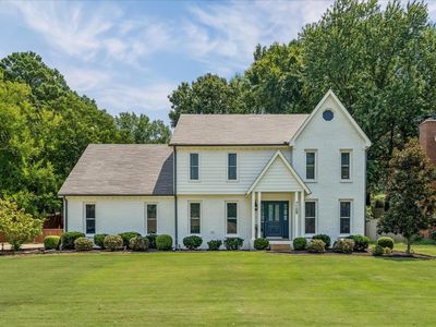 7109 Woodridge Ln