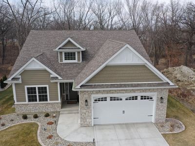 12708 Creekside Dr