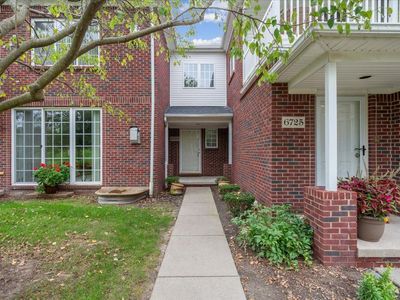 6729 Boulder Pointe Dr #8