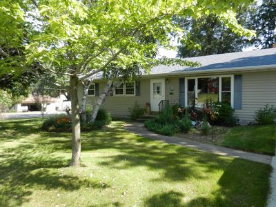 410 2nd Ave N