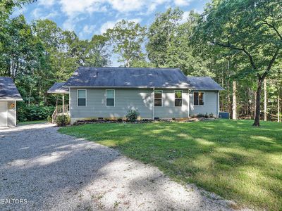 227 Avondale Ln