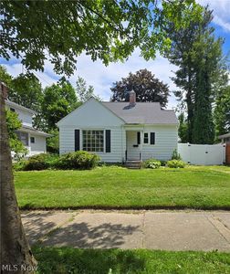 1404 Bryden Dr