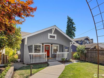 7546 Roosevelt Way NE