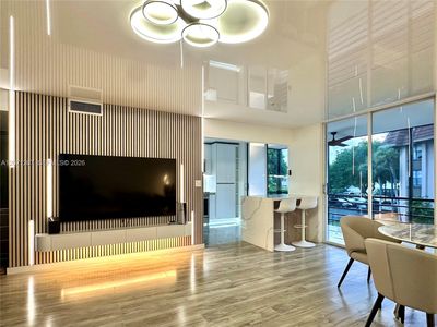 671 NE 195th St APT 205E