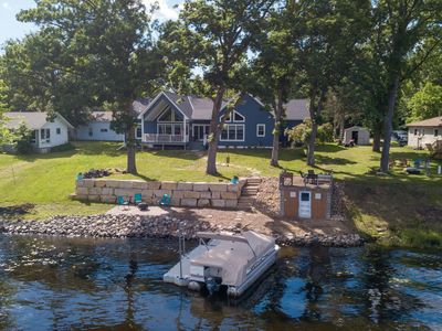 15526 Edgewater Rd NE