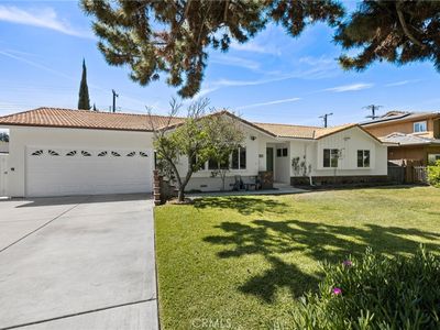 608 E Sandra Ave