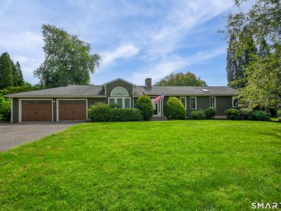5 Taunton Lake Drive