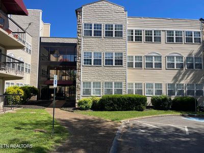 2749 Sullins St #C111