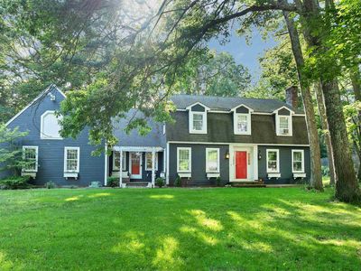 Property at 9 Meadowview Drive, Plaistow, NH