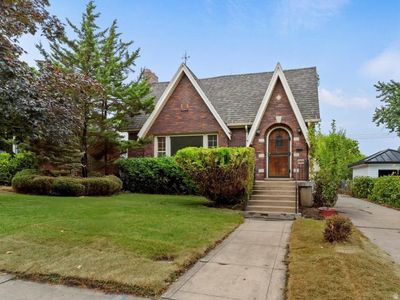2737 Harrison Blvd