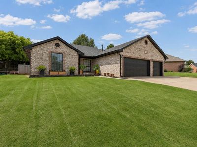 709 Chateau Ave