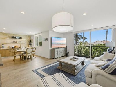 909 Coast Blvd Unit 3