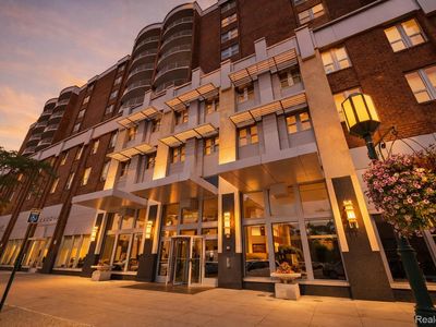 411 S Old Woodward Ave Unit 924