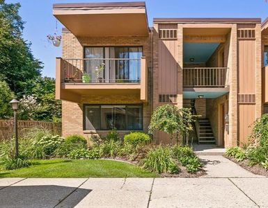 23 College Ave SE APT 19
