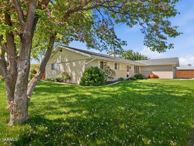 3606 Clinton Way
