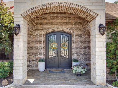 1221 Prestwick Ct