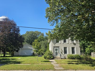 417 Moccasin St