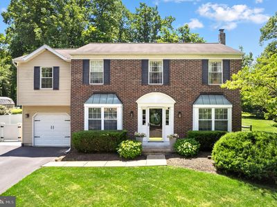 212 Grays Ln