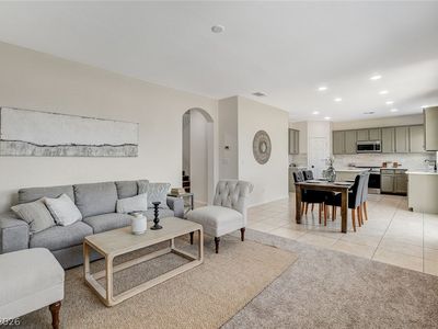 4420 Desert Haven Ave