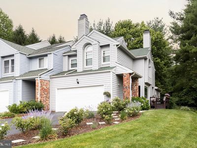 217 Sleepy Hollow Ct