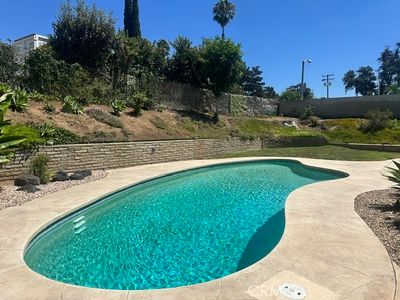 665 Dorothy Ln