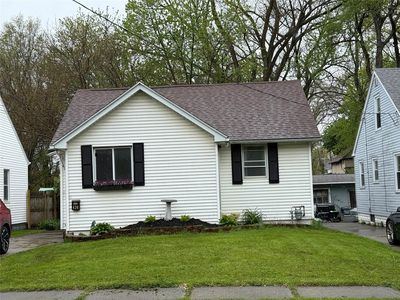 430 Chautauqua Blvd