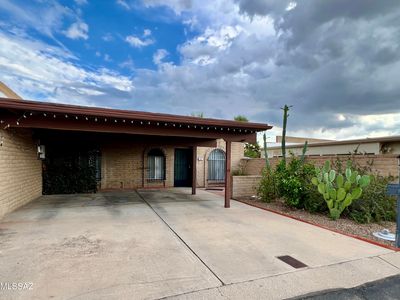 565 W Calle Lindero