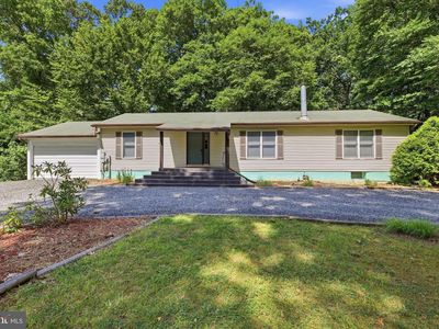 491 Redwood Ln