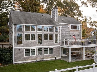 255 Elm St