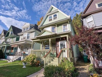 90 Greenwood Pl