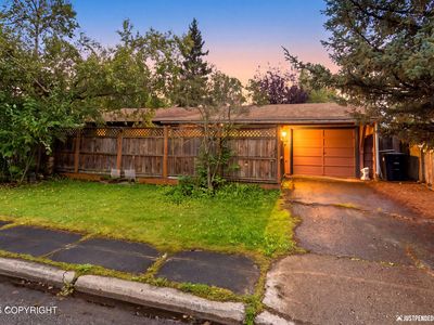 4242 Ross Ct