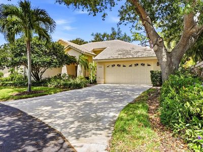 216 Carriage House Ln #216