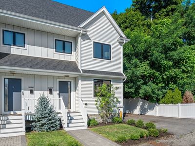 14 Brook Ave #2