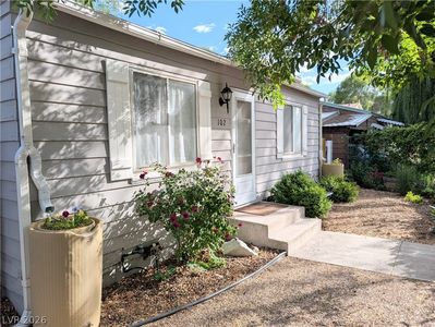 102 Rowan Dr