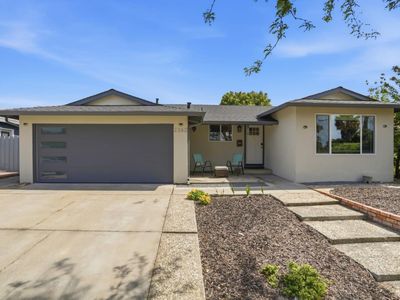2362 Renfield Way