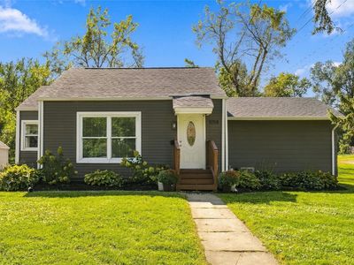 Property at 1018 Creston Ave, Des Moines, IA