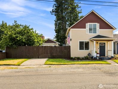 430 2nd Avenue NE