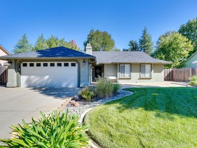 5902 Beaumont Dr
