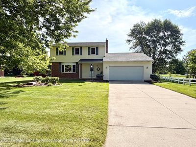 Property at 12758 E Greenfield Rd, Grand Ledge, MI