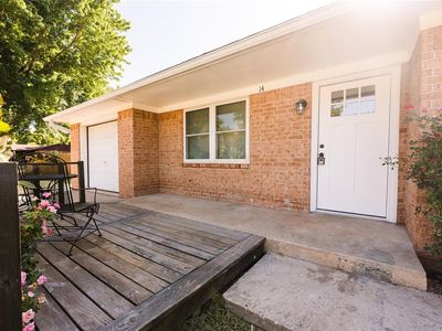 14 Crown Point