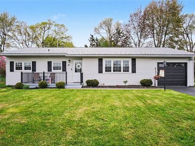 Property at 41 Authors Ave, Henrietta, NY
