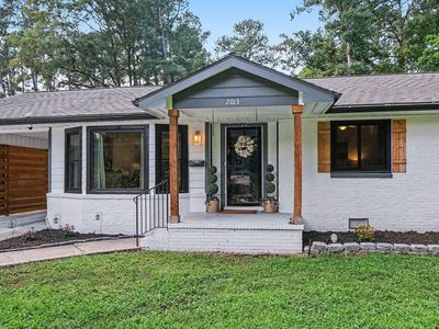 2013 Dartmouth Dr