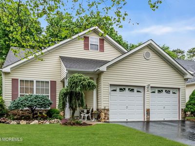 35 Cedar Village Boulevard