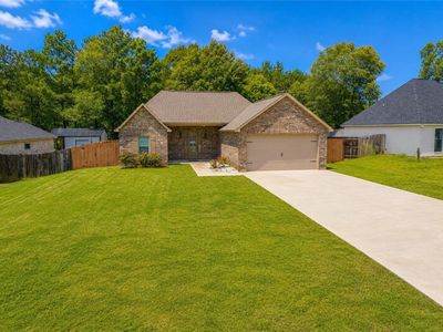 4477 Hathern Dr