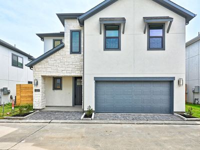 3226 Royal Oaks Hollow Ln