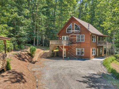 414 Lake Front Drive