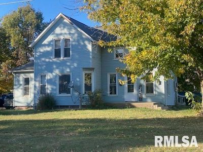Property at 413 W Fort St, Farmington, IL