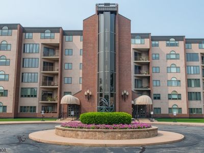 1360 Hamburg Tpke UNIT 204