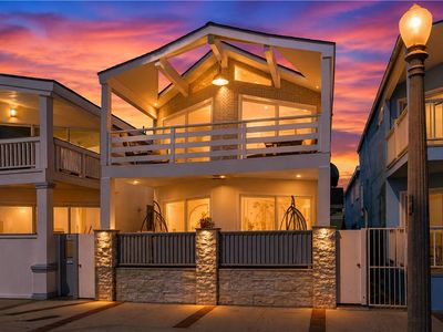 2212 W Oceanfront