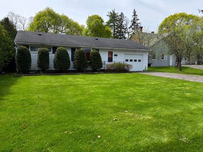 11 Holland Ave